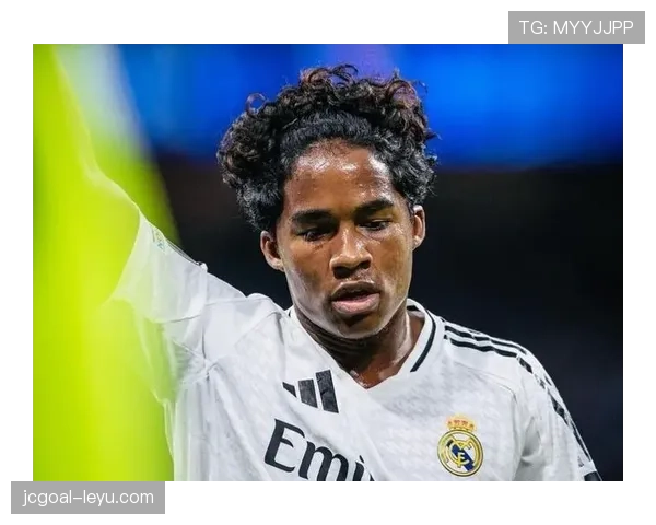 恩德里克展现默契配合,助力球队持续提升竞争力斩获关键胜利 恩德里克展现默契配合,助力球队持续提升竞争力斩获关键胜利