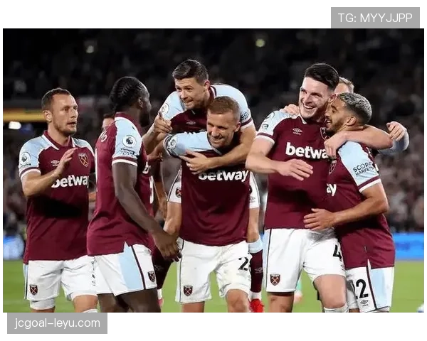 西汉姆联火力全开，状态回暖成英超争冠搅局者