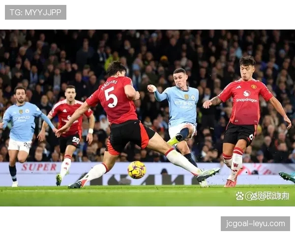 曼市德比战火重燃：红魔蓝军巅峰对决，谁将称霸曼彻斯特？