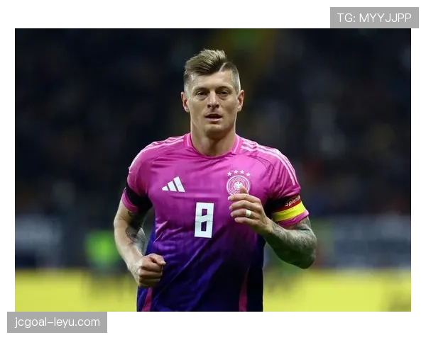 欧洲杯新星闪耀:年轻天才崛起或将重塑赛事格局 欧洲杯新星闪耀:年轻天才崛起或将重塑赛事格局